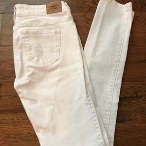 Abercrombie white skinny jeans